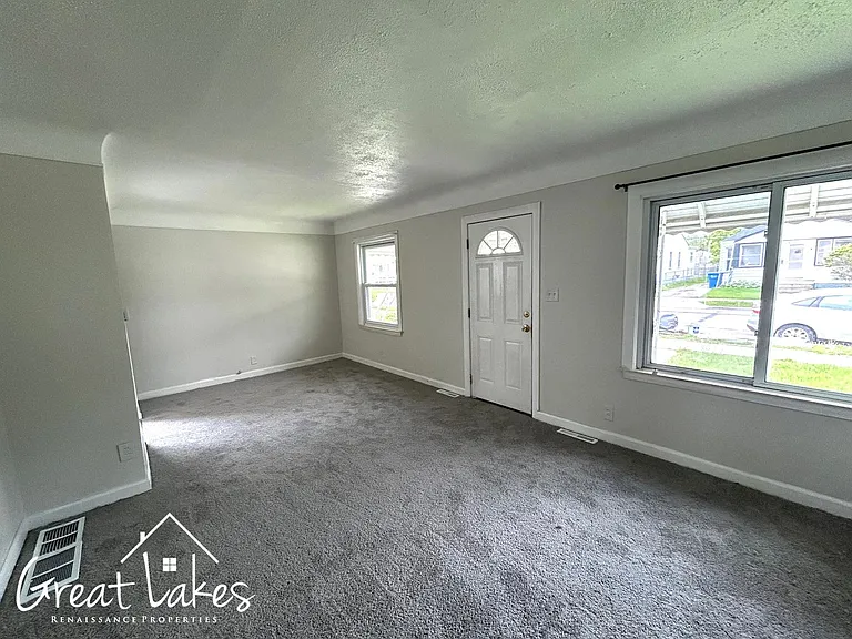 7511 Toepfer Rd — Photo 8
