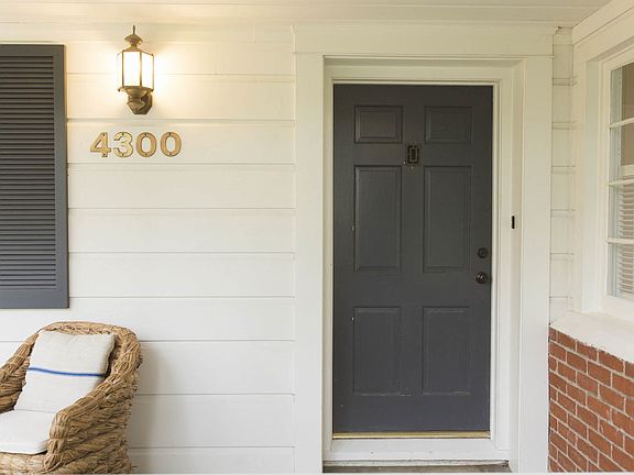 2nd image of 4300 Commonwealth Ave
