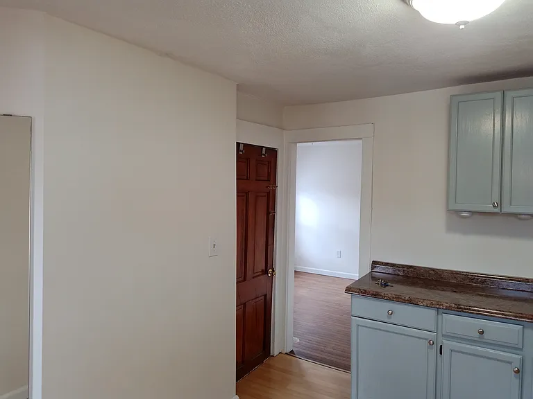 5 Richardson St #2 — Photo 11