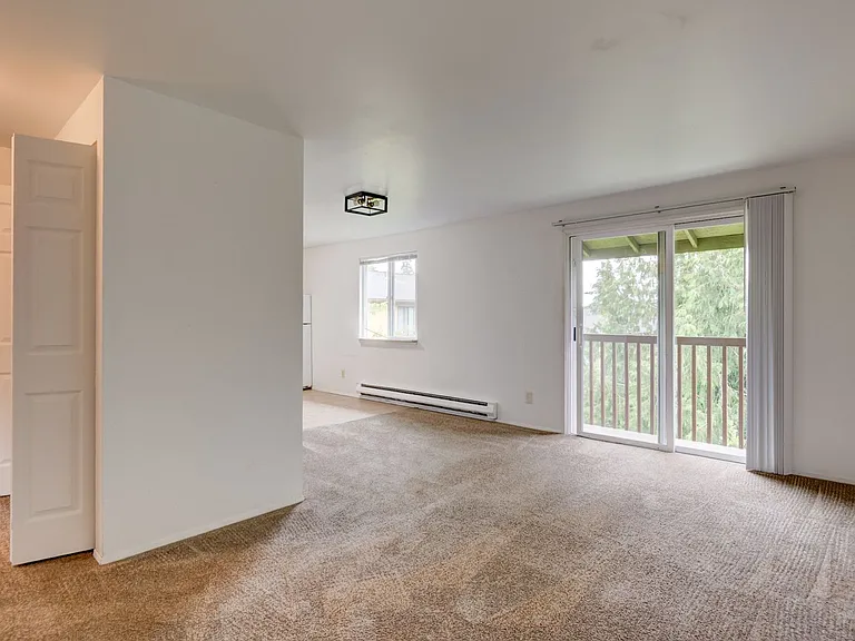690 NW Atalanta Way #A201 — Photo 5
