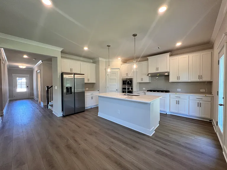 360 Winding Rose Dr — Photo 8