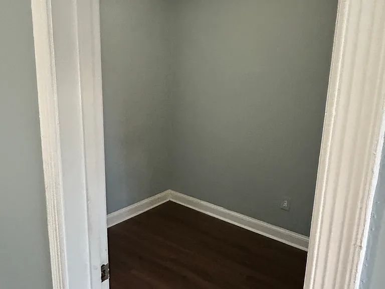 4507 Avondale St #101 — Photo 11