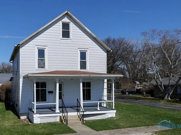 502 Short Elm St, Fostoria, OH 44830