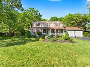 3 Tamarack Trl, Coventry, RI 02816