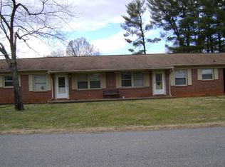 2311 15th St NE, Hickory, NC 28601