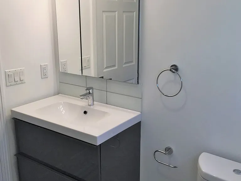8538 W Knoll Dr — Photo 18