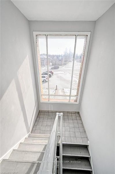 Kitchener Apartment for rent - 1 Bedroom — photo 3