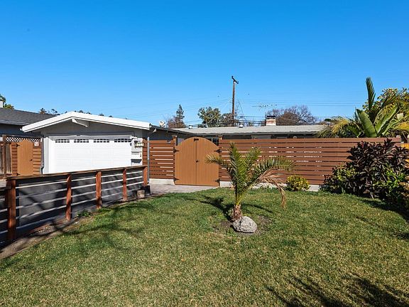 3rd image of 1261 Socorro Ave