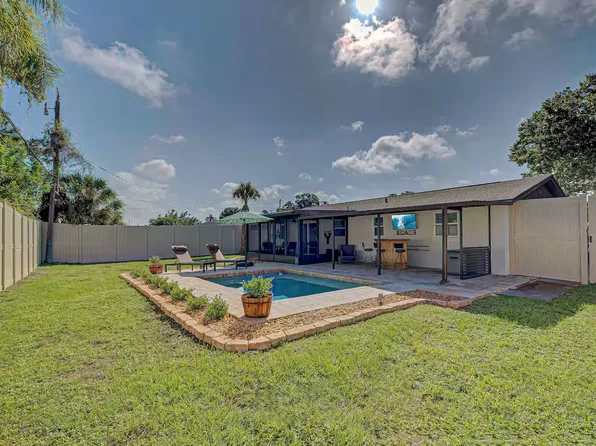110 Marlin Rd, Venice, FL 34293
