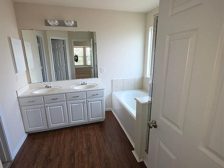 11507 Baldwin Spruce Trl — Photo 30