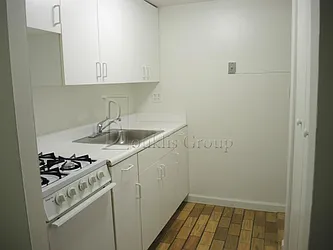 Rented by Bouklis Group