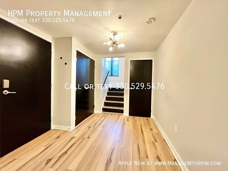 1133 W 9th Street — Photo 60