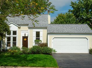 1725 Riverwood Dr, Algonquin, IL