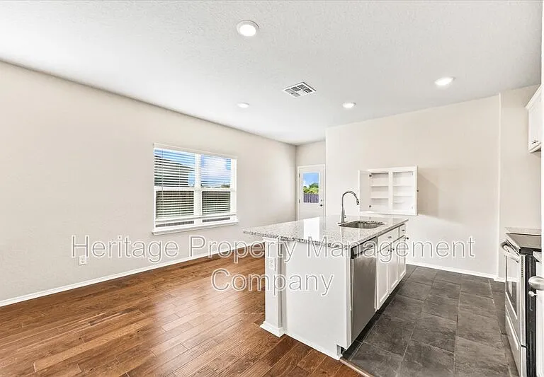 1053 Fisher Way — Photo 14
