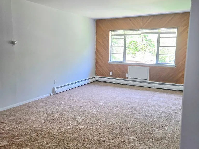 1035 N Saint Lucas St #D — Photo 11