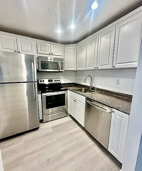 251 Brighton Dr #F — Photo 27