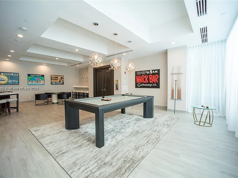 16400 Collins Ave #9 — Photo 23
