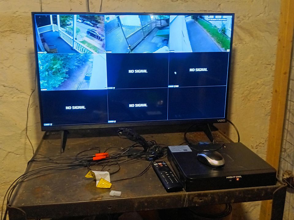 4 Exterior cameras with a DVR