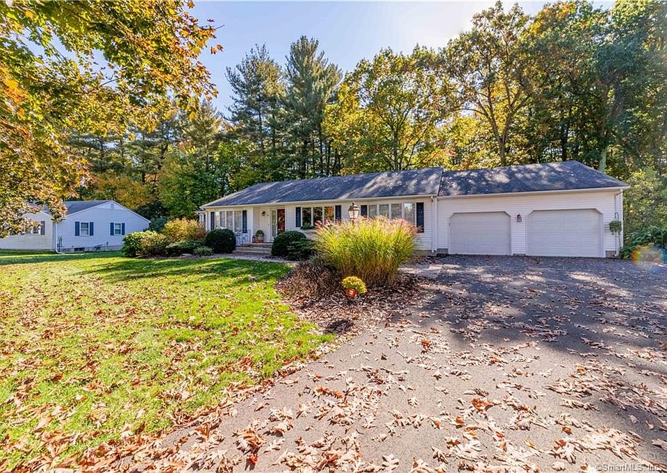 1st image of 75 Kingston Dr