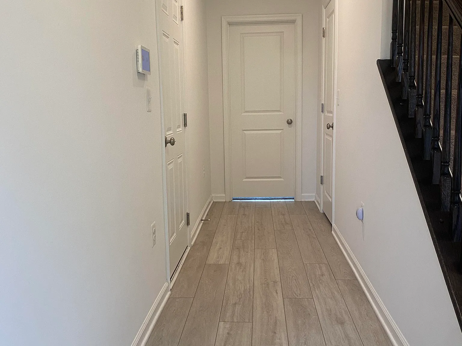3 bed, 3.5 bath, 2055 sqft, $2,750 — Photo 2