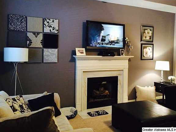 2nd image of 1207 Pebble Creek Cir