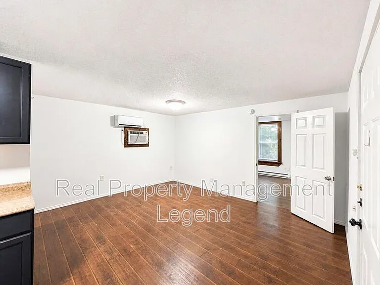 933 Gillham Rd #935 — Photo 3