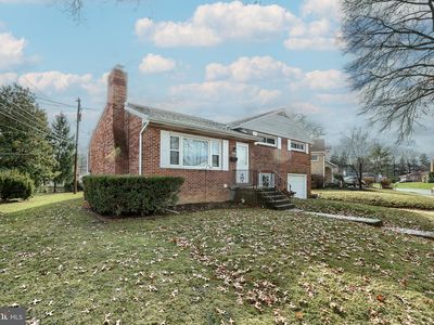 3117 Paul Dr, Harrisburg, PA, 17109