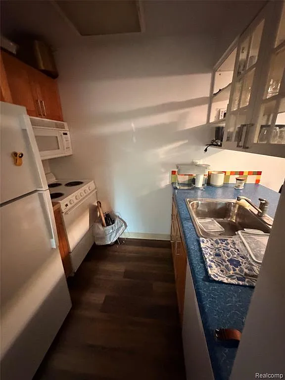 1 bed, 1.0 bath, 566 sqft, $1,400 — Photo 4