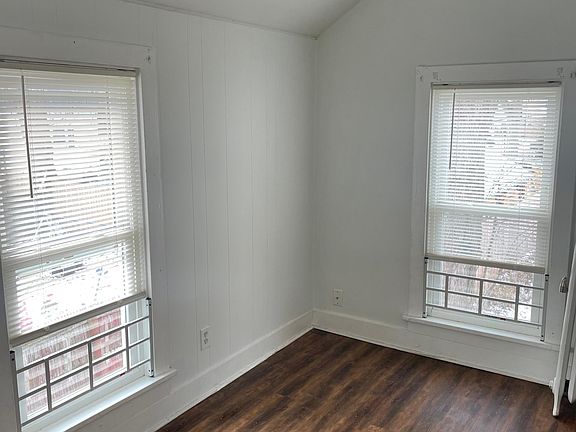 Bedroom #1