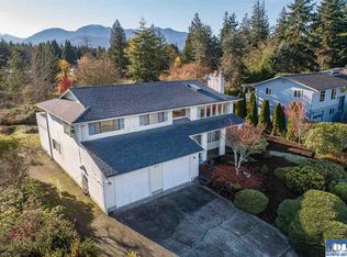 83 Island View Rd, Port Angeles, WA 98362