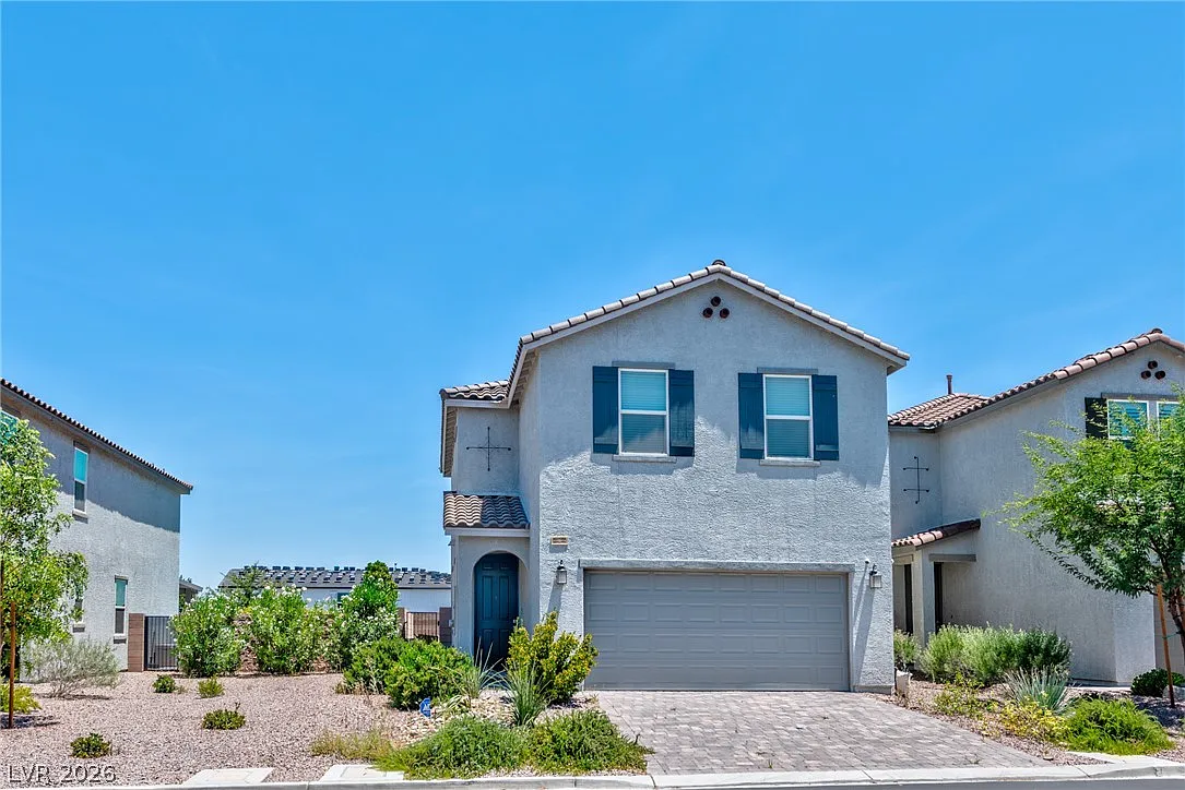 3 bed, 2.5 bath, 1749 sqft, $2,195 — Photo 3