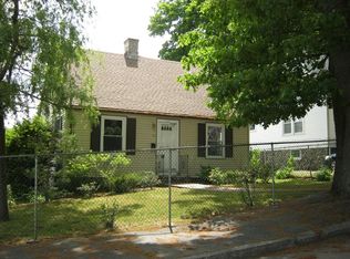 18 Friedel St, Worcester, MA 01603