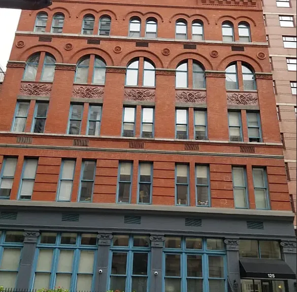 125 E 12th St #1C — Photo 1