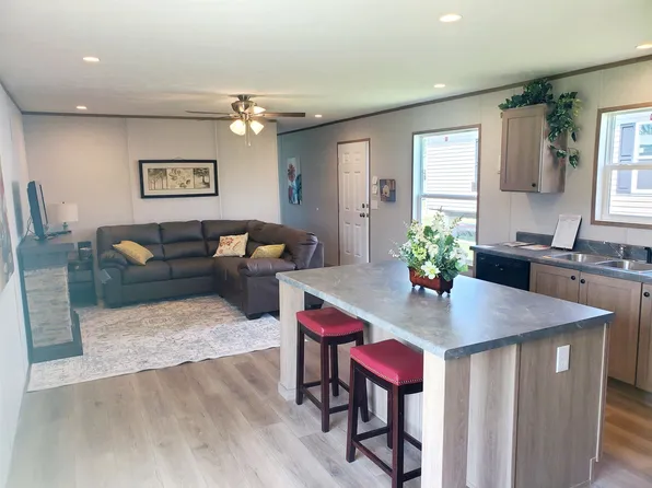 2544 Highway 207, Rogersville, AL 35652