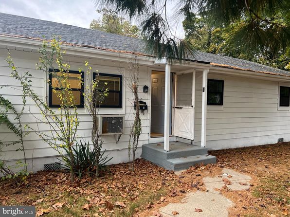 135 Thomas Ave S APT B4