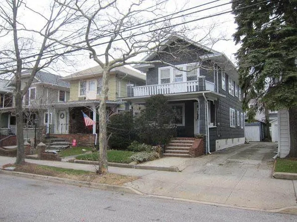 238 141st Bch, Rockaway Park, NY 11694