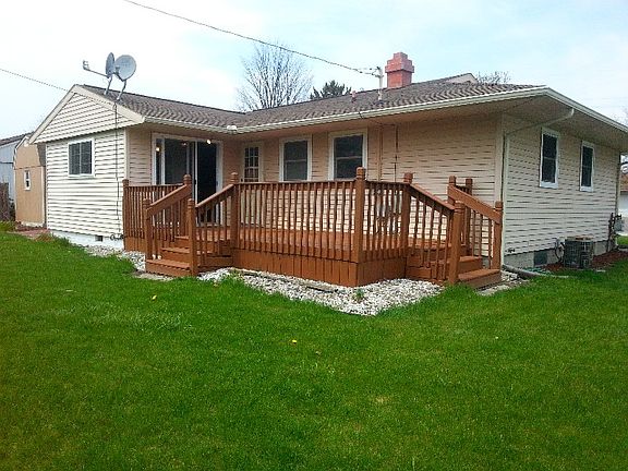 5th image of 3092 Yorkshire Dr