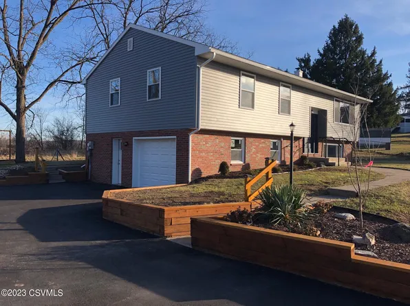 11 Hancock Ct, Milton, PA 17847