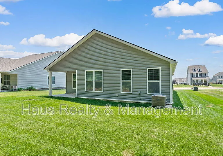 1145 Ross Farms Blvd — Photo 32