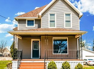 138 Silver St, Bradford, IL 61421