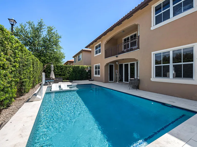 2760 SW 156th Pl — Photo 48