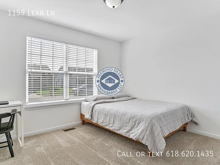 1159 Lear Ln — Photo 8