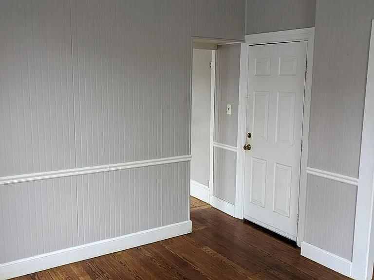 441 Pleasant St #6 — Photo 4
