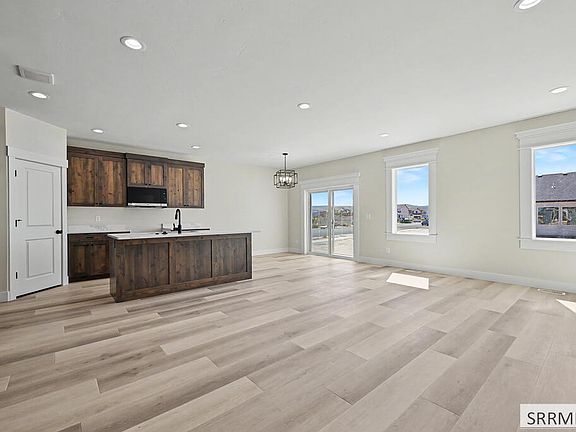 2nd image of 3174 Blue Muse Rd