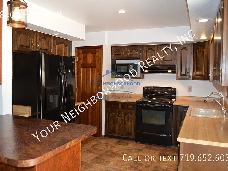 28400 N Highway 67 — Photo 8