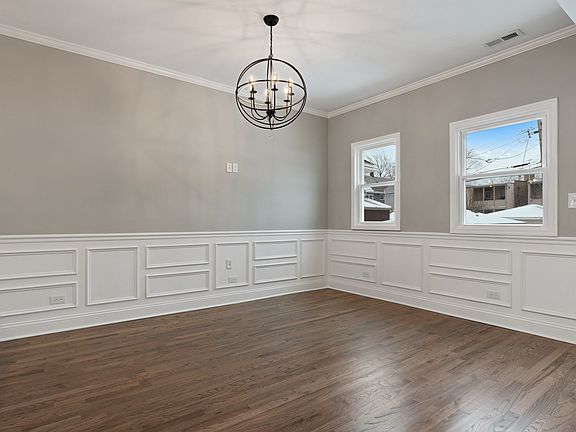 5th image of 5516 W Cornelia Ave