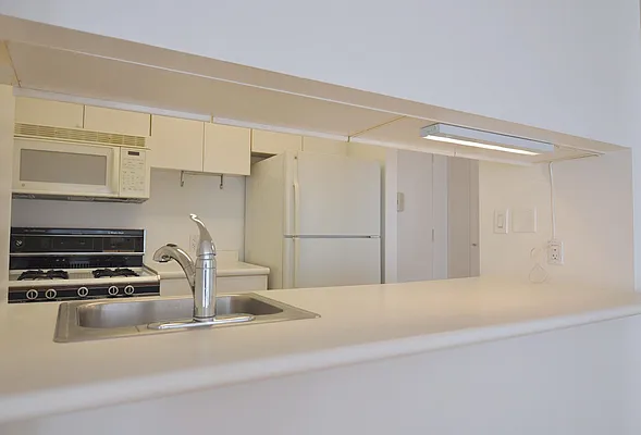 Rented by Nest Seekers International | media 26