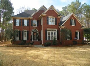 190 Streamview Ct, Fayetteville, GA 30215