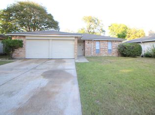 7610 Bubbling Spring Ln, Houston, TX 77086
