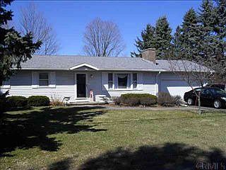 1st image of 11 Mountain View Dr